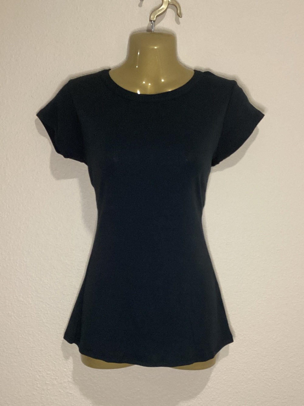 CHASER Knot Back Black Women’s Cap Sleeve Tee, Size S, NWT